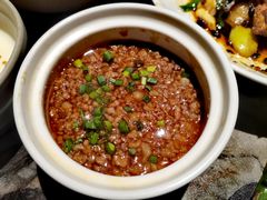 -有红鸡毛店·川菜(建设路店)