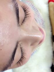 -Yolee雅妮容颜定制美睫·美甲