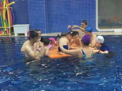 -戊辰亲子游泳俱乐部