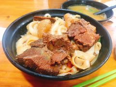 半筋半肉刀削拌面-志权牛肉面(灵山路店)