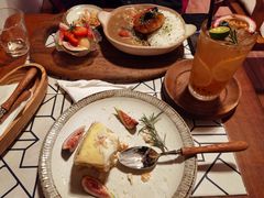 -懒鱼时光馆(沙坪坝店)