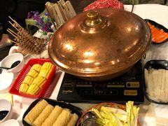 -鲜入围煮花胶鸡海鲜火锅