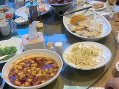 -赶海部落海鲜城(海阳路店)