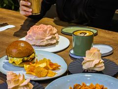 -潮一不贰·法式甜品·生日蛋糕·西式简餐(外滩店)