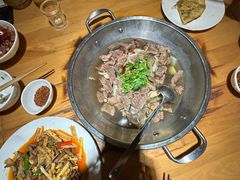 -大众跷脚牛肉馆·非遗传承单位(峨眉山店)