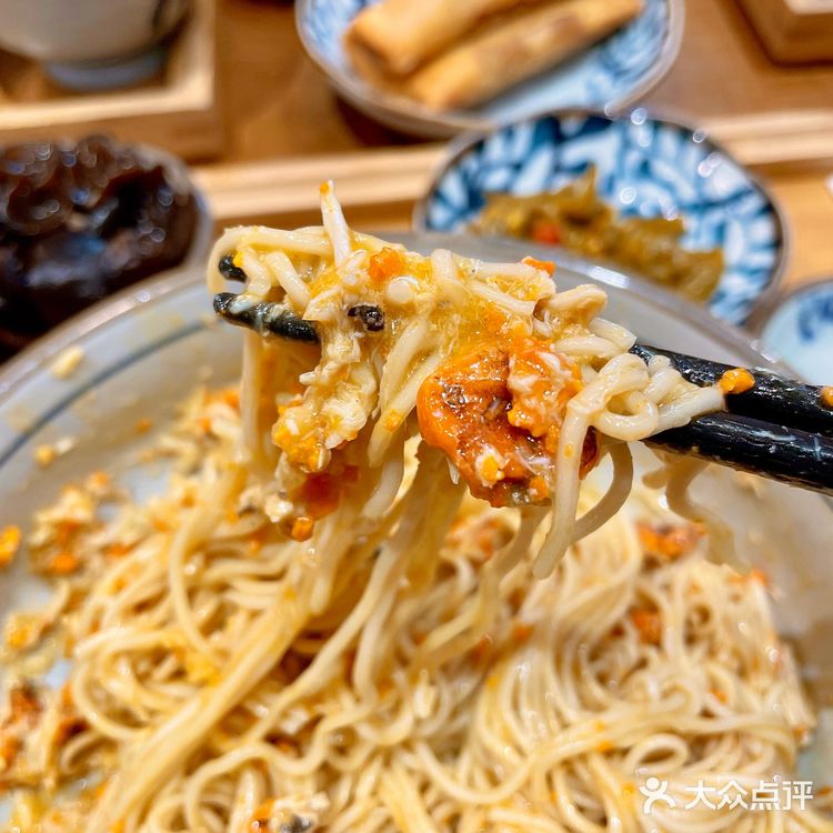 你好姑苏｜打卡苏州最好吃的蟹黄面🦀️