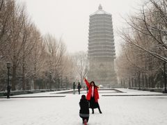 -玲珑塔公园