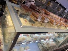 -白玉兰食品(中山公园龙之梦店)