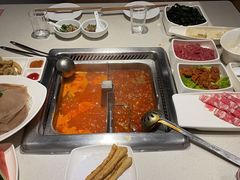-海底捞火锅鲜切牛肉主题店(长寿路店)