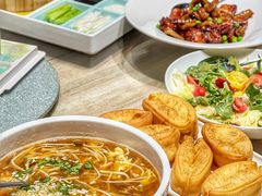 小油条配酸辣汤-味莊·青岛菜(云霄路店)