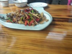 -小厨子私房菜·云南美食店