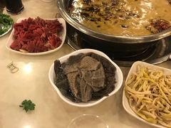 -朱氏胖子烂火锅(洪崖洞店)