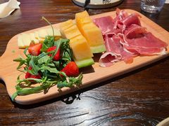 -Brut Eatery Wine Bar & Restaurant (建国东路店)