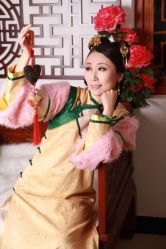 点击看大图 -九月鹰飞汉服摄影工作室