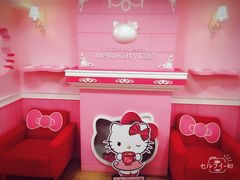 -Hello Kitty Cafe(弘大店)