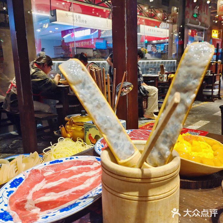 需要排队的火锅吃上啦