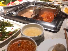 -海底捞火锅鲜切牛肉主题店(长寿路店)