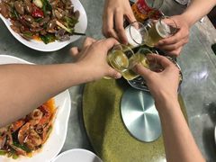 -亚龙湾8号(丁村万人海鲜广场店)