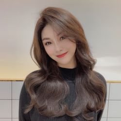 -慕名造型