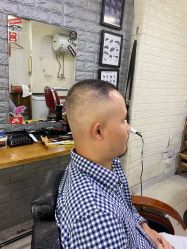 -纯剪男士理发馆·烫染专业店