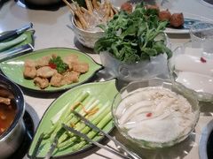 -一叶一世界·素食餐厅(锦华万达店)