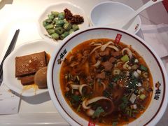 -顺溜·手工刀削面·黑金店(铜锣湾店)