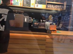 -星巴克臻选(华堂·新辰汇店)