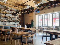 -Common Table · Brunch & Coffee