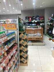 -乐友孕婴童(万象城店)