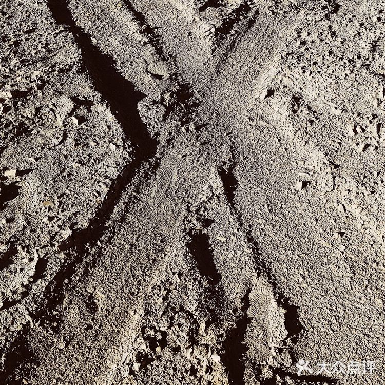 自驾 火星营地俄博梁