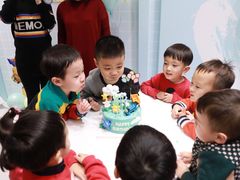 -KIDults童伴儿亲子餐厅(达美中心广场店)