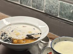 娟姗奶大满贯-RUXU入续鸳鸯糖水铺(万菱汇店)