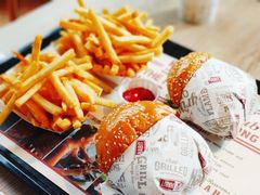 -The Habit Burger Grill 哈比特汉堡(复兴soho店)