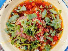 冒脑花-马路边边串串香形象店(磐石路店)