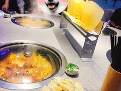 -山河屯铁锅炖(哈西站店)
