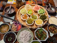 -包整·丝娃娃(甲秀楼景观店)