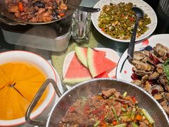 -湘西小馆(滨河路店)