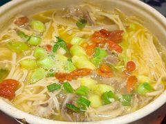 -卢大鲜鱼头捞饭(美利广场店)