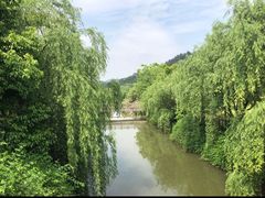 -滴水洞景区