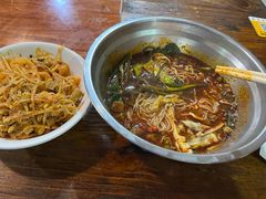 -王菊美食街·王菊面馆(总店)