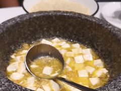 坚果蟹黄烧豆腐-西湖春天•老字号杭州菜(百汇店)