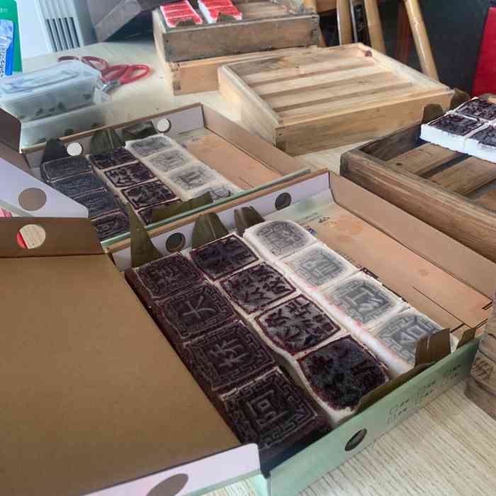 打分 来梁弄摘樱桃顺便买盒大糕带回去