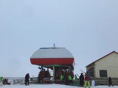 -亚布力新体委滑雪场