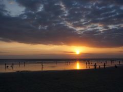 -库塔海滩