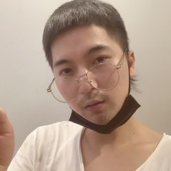 -V8潮牌·接发烫染连锁