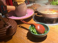 -吃饭皇帝大土家民族菜(正大广场店)