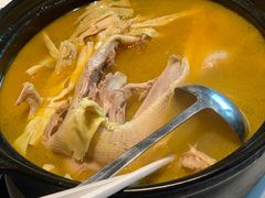 招牌笋干老鸭煲-张生记(双菱店)
