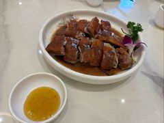 深井脆皮烧鹅/只-君海悦酒楼