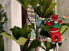 -Mark&Mars Restaurant