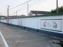 -松鹤墓园-停车场